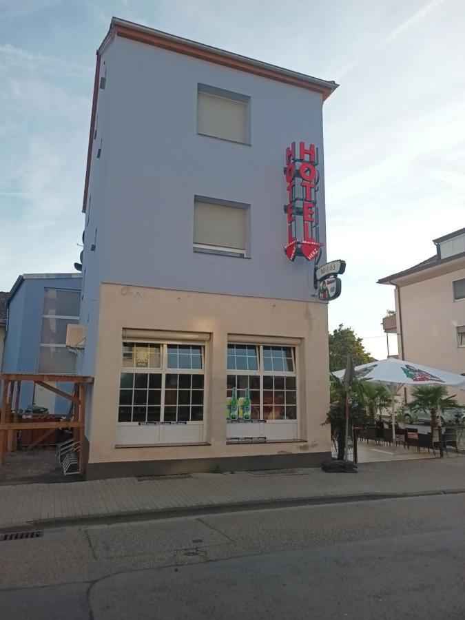 Hotel Bruchsaler Herz ภายนอก รูปภาพ
